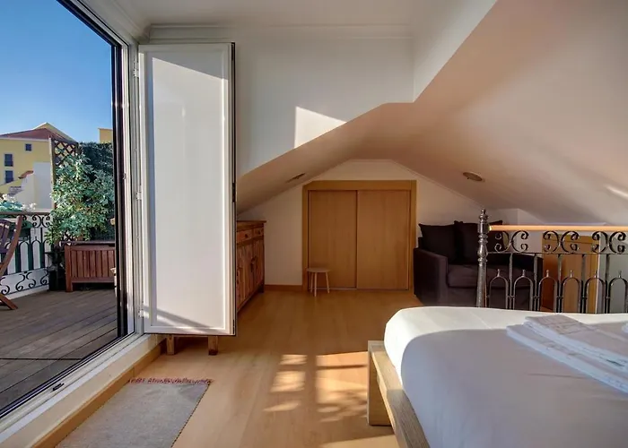 アパート Terrasse Vue Sur Le Tage リスボン